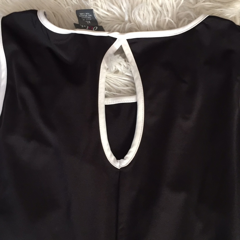 Dress Top - Picture 4 of 4